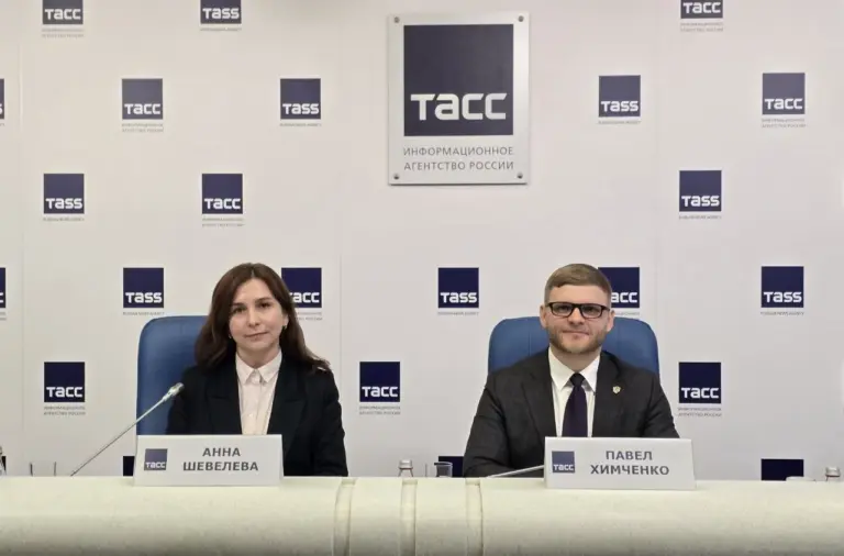 Анна Шевелева и Павел Химченко на пресс-конференции в ТАСС о подготовке Архангельска к международному геологическому фестивалю «ГЕОЛФЕСТ 2025»