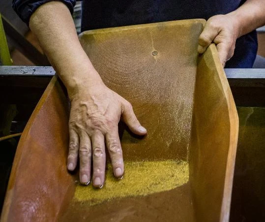 АЛРОСА добыча попутного золота на алмазных приисках Мирнинского района, разумное недропользование и устойчивое развитие