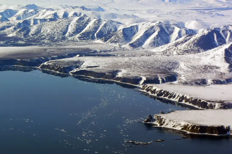 214 Где пресная вода сливается с солёной