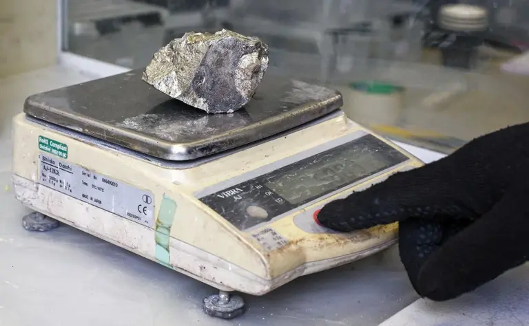 добыча редкоземельных металлов в России, стратегические меры и дорожная карта отрасли, обеспечение технологической независимости и развитие высокотехнологического производства