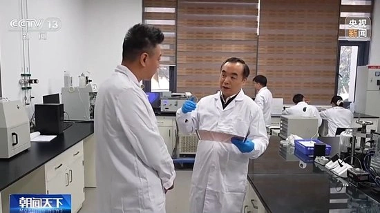 Гибкие солнечные батареи нового поколения для космических аппаратов