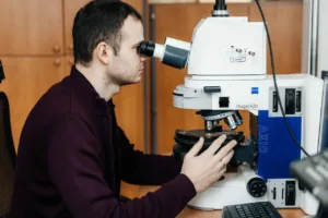 Глинистые минералы в донных отложениях под микроскопом после термического анализа