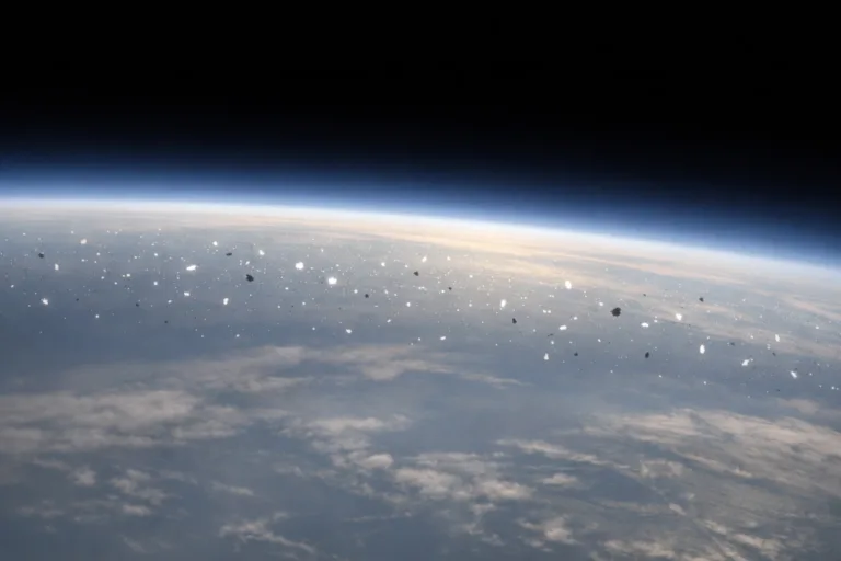 Схема влияния углеродных примесей на отражающие свойства алмазных наночастиц