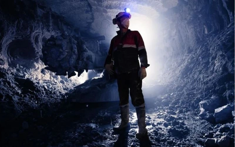 Система дистанционного управления AutoNav Tele на узкожильном руднике Reward Gold Mine