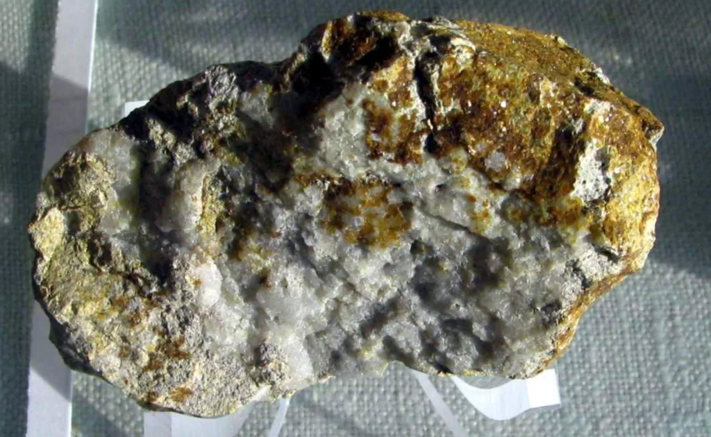 Метавольтин