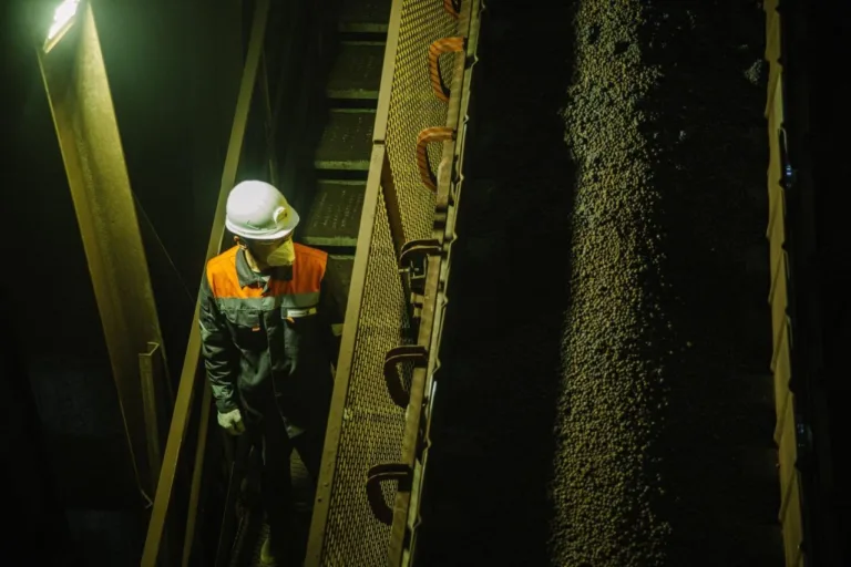 Внедрение системы ИИ на Донском горно-обогатительном комбинате