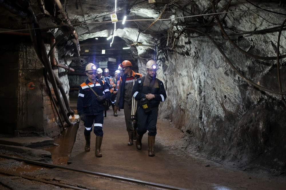 Senator Dmitry Vorona says investors are returning to the Donbas coal industry and mines are being upgraded with new equipment.