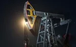 Рекордный рост импорта российской нефти Индией до 2,6 миллиона баррелей в сутки на фоне кризиса в Ормузском проливе