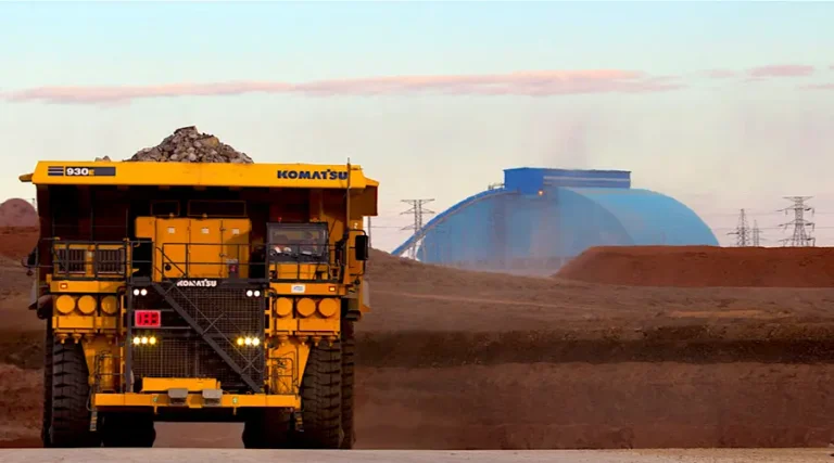 Приостановка подземных работ на медном руднике Оюу Толгой компании Rio Tinto после сейсмической активности и задержки на границе Монголии и Китая
